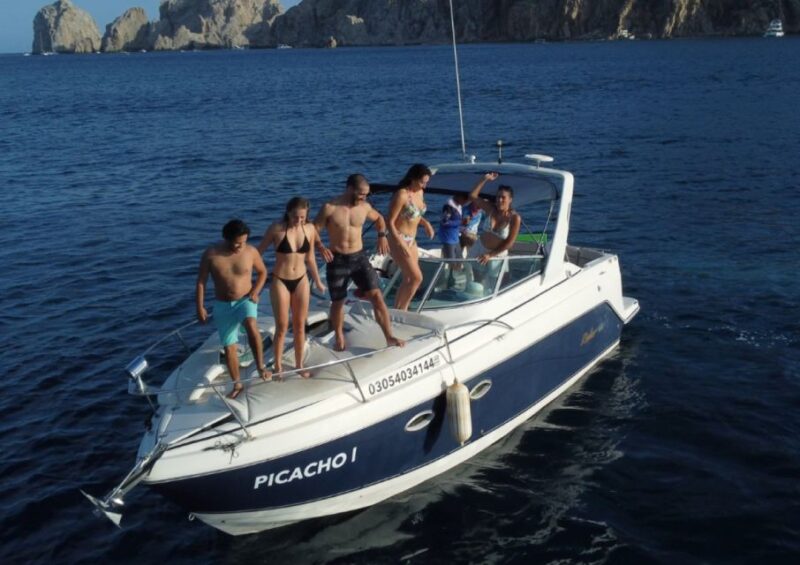 Cabo San Lucas: Private Yacht Tour - Unique Features