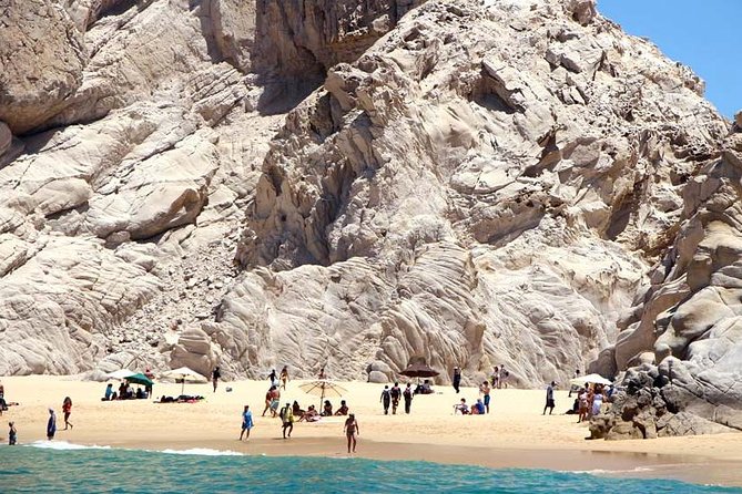 Cabo San Lucas Sightseeing and Famous Arch Tour - Discovering Downtown Cabo After Cruise