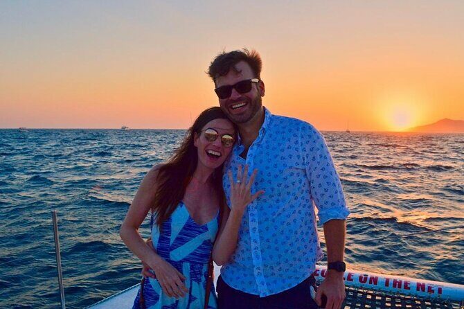 Cabo San Lucas Sunset Cruise with Unlimitted Drinks - What’s Included and What’s Not?