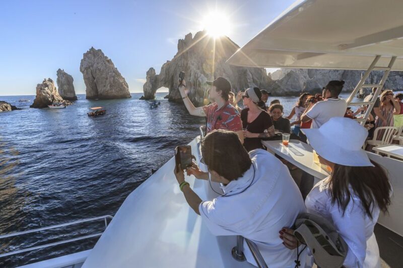 Cabo San Lucas: Sunset Dinner Cruise - Buffet Menu