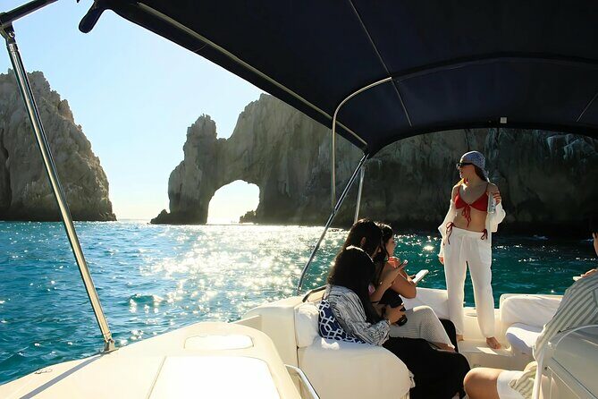 Cabo Yacht Tour to Lovers or Pelícano Beach + Beach Time - A balanced look at Cabo’s Yacht Tour to Lovers or Pelícano Beach plus Beach Time