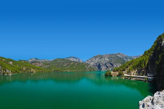 Cabrio Safari With Boat Trip on the Green Lake - Marveling at the Waterfalls