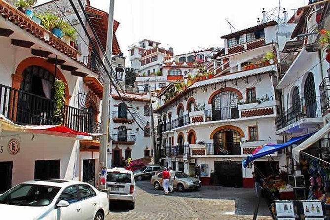 Cacahuamilpa Grottoes - Taxco, City of Silver - Highlights of the Excursion
