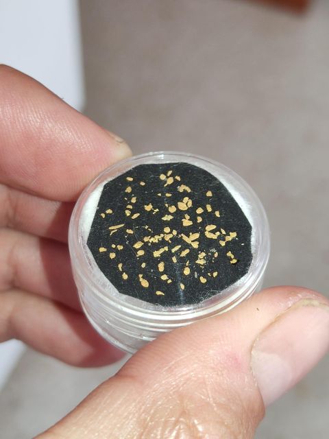 Cáceres: Gold Searching and Panning With an Expert Guide - What to Bring