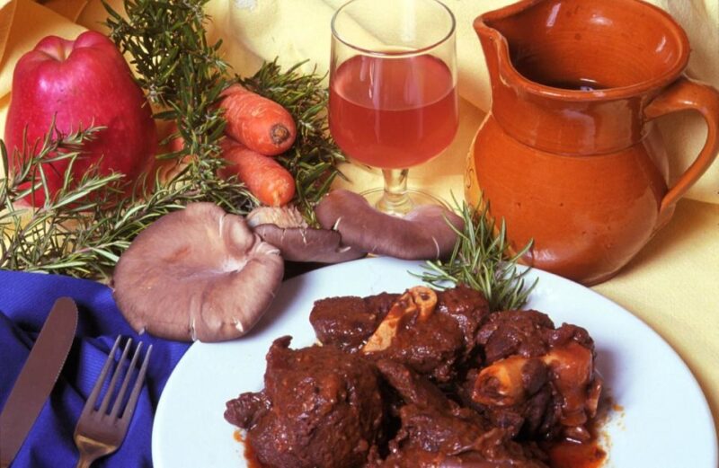 Cadiz: 3-Hour History & Tapas Private Walking Tour - Explore Gastronomic Delights