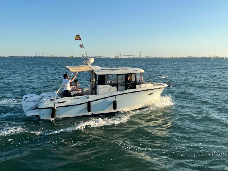 Cadiz Bay: 3 Hours Tour in a Private Boat in the Cadiz Bay - Important Rules and Restrictions