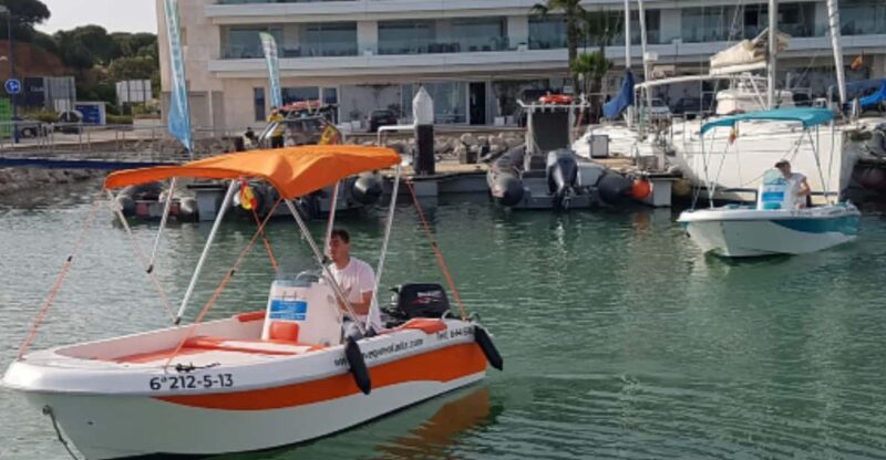 Cadiz: Boat Rental Without License - Key Points
