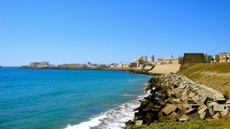 Cadiz: City Bike Tour - Explore the Oldest City