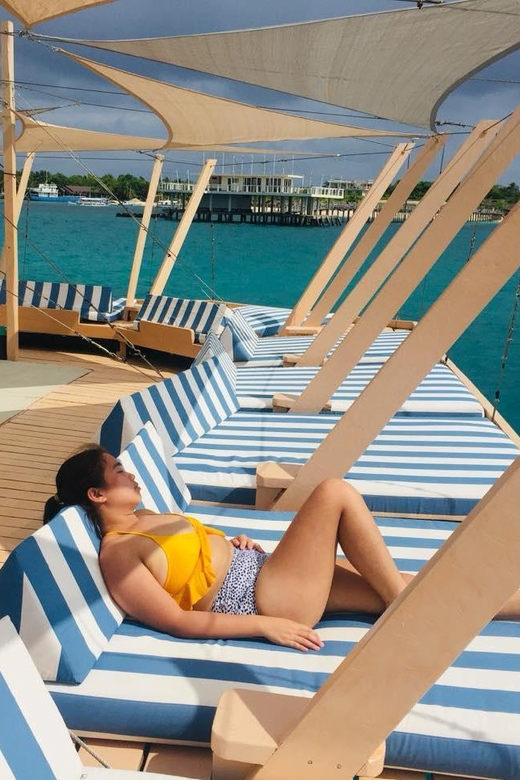 Cadiz City: Lakawon Island Day Trip With Tawhai Floating Bar - Discovering TawHai Floating Bar