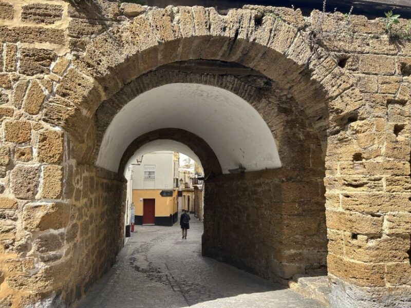 Cadiz: Historical Walking Tour - Frequently Asked Questions