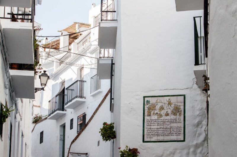 Cadiz, Jerez or El Puerto: White Towns of Andalusia Day Trip - Key Points