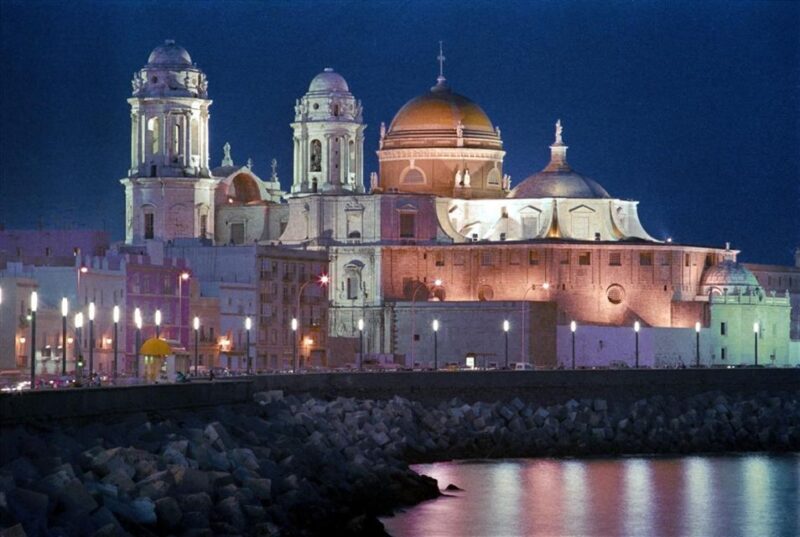 Cadiz: Medieval Tour - Key Points