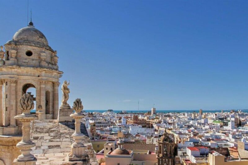 Cadiz: Must-See Highlights Walking Tour - Key Points