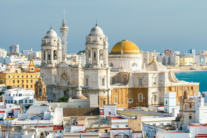 Cadiz : Private Custom Walking Tour With A Local Guide - Good To Know
