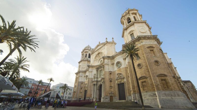 Cadiz: Private Guided Tour With Flexible Route - Customizable Itinerary Options