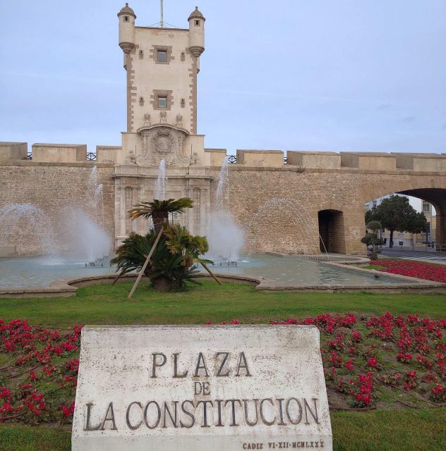 Cádiz: Self-Guided Audio Smartphone App Tour - Key Points
