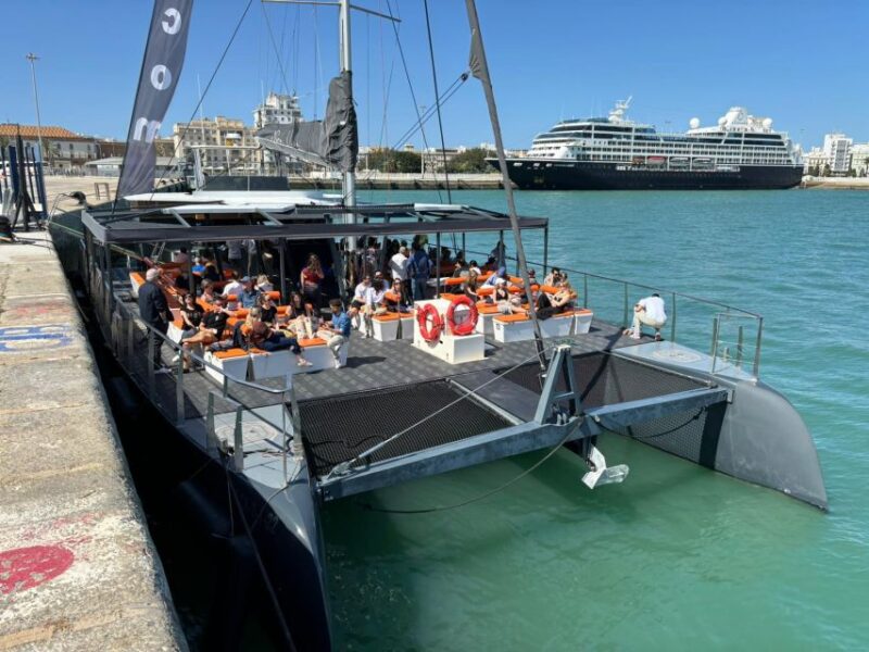 Cádiz: Sunset Catamaran Cruise With Drink - Beverage Options