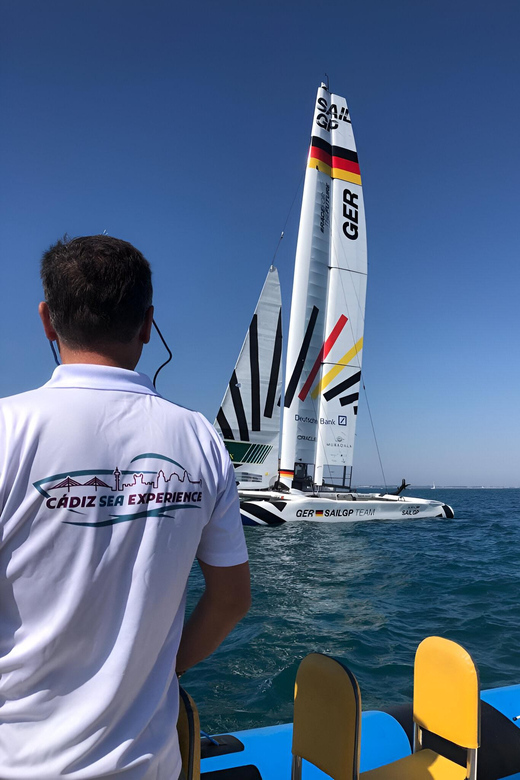 Cadzi, Get to Know Cadiz From the Sea - Participants and Language Options