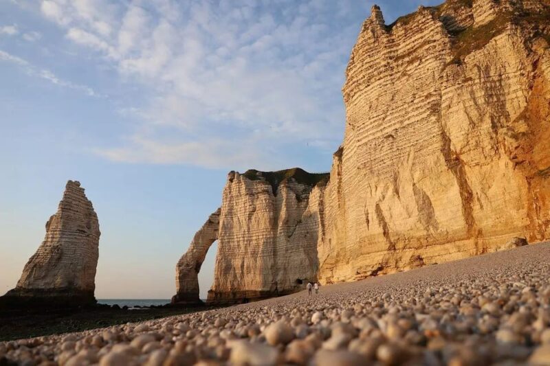Caen: Étretat Cliffs Private Guided Tour - Local Recommendations