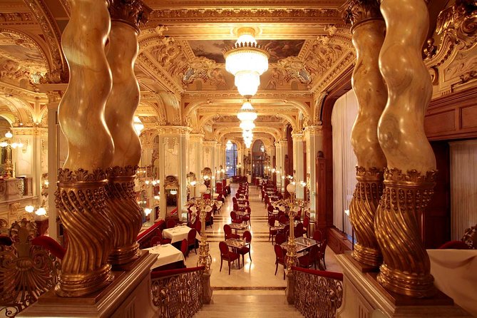 Café Wandering: an Excursion Through Budapest'S Belle Epoque - Positive and Negative Feedback