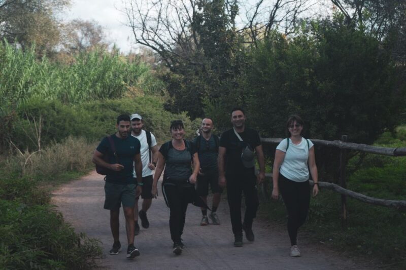 Caffarella Park: Romes Secret Urban Hiking Paradise - Suitable for Everyone: Family-Friendly Hiking