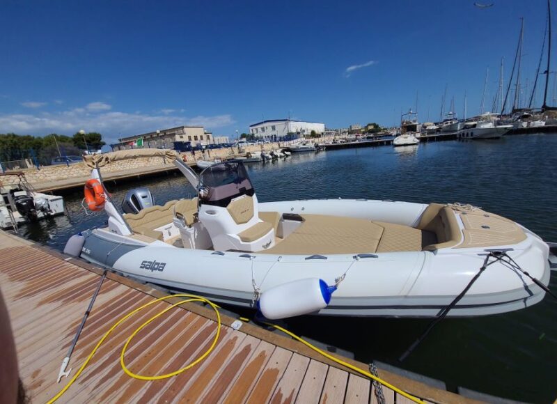Cagliari: Boat Tour With 4 Stops, Snorkeling and 1 Sangria - Boat and Group Details