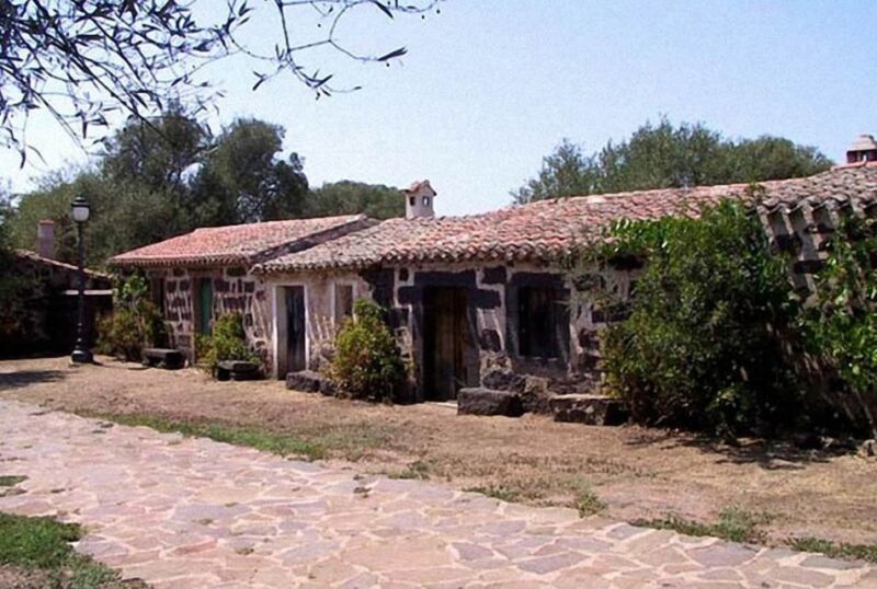 Cagliari: Guided Shore Excursion to Santa Cristina Village - Nuragic Civilization Monuments