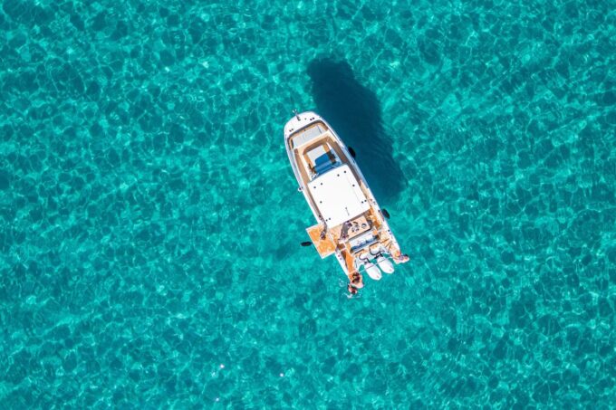 Cagliari: Luxury Motorboat Tour With 3 Swim Stops & Wine - Customer Reviews