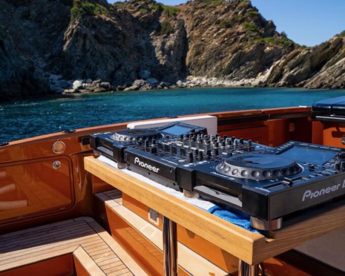 Cagliari: Luxury Personalized Charter Trips - Kymera43 - Cancellation Policy and Refunds
