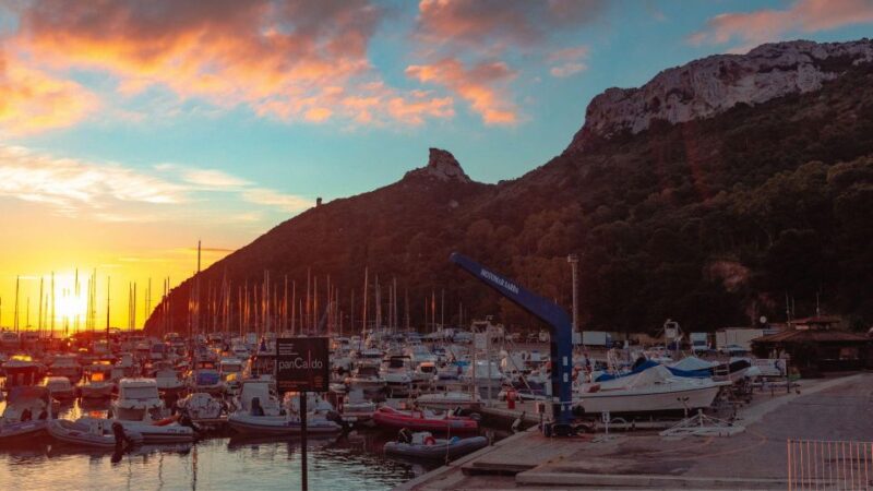 Cagliari: Private Dinghy Trip With Aperitif - Experience Highlights