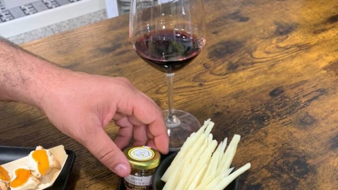 Cagliari: Private Guided Tasting of 5 Rare Native Wines - Cultural Insights