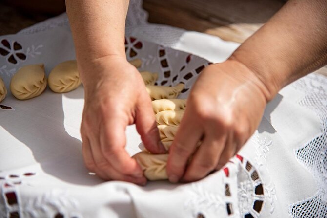 Cagliari Private Shore Excursion: Traditional Cooking Class With Lunch - Intimate and Family-Like Atmosphere