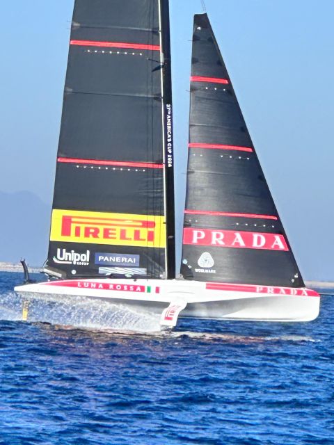 Cagliari: Sailing Tour to Devil's Saddle Aboard Merak - Sailing Through Cagliaris Gulf