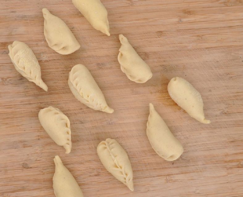 Cagliari: Sardinian Cooking Class With Meal and Drinks - Key Points
