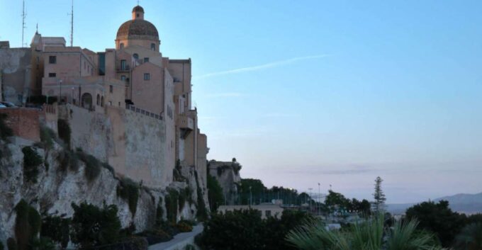 Cagliari: Walking Tour Through the Alleys of Castello - Exploring the Castello District