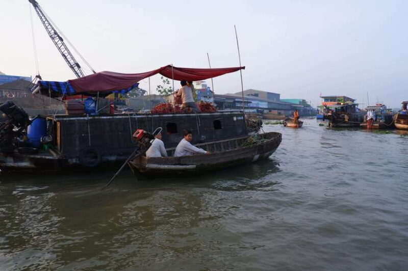Cai Rang Floating Market and Lung Ngoc Hoang Nature Reserve - Tour Overview