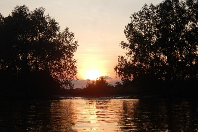 Cai Rang Floating Market, See Sunrise, Cacao Orchard, Small Canal - Reviews and Ratings