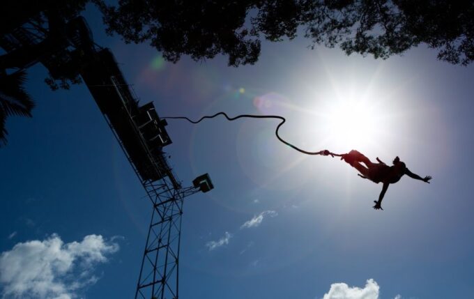 Cairns: Bungy Jump - Preparing for the Jump