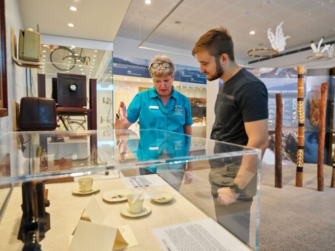 Cairns: City Sights Tour With Evening Dinner Cruise - Cairns Museum Tour