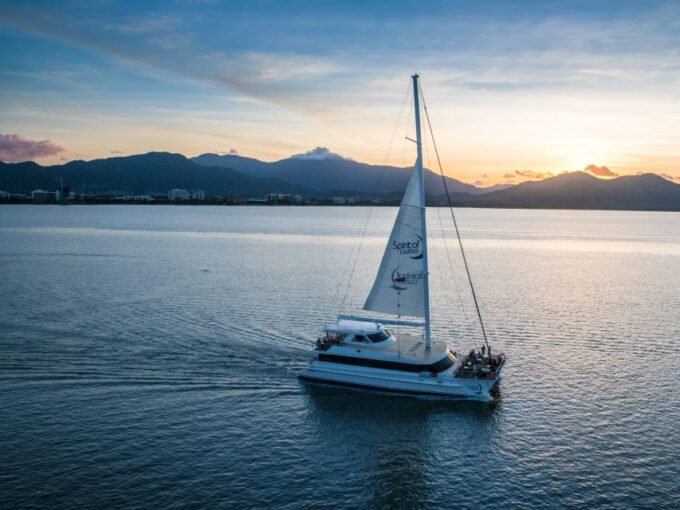 Cairns: Dinner Cruise Experience - Important Rules and Restrictions