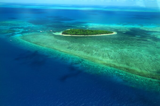 Cairns: Outer Edges of The Great Barrier Reef Scenic Flight - Weight Restrictions