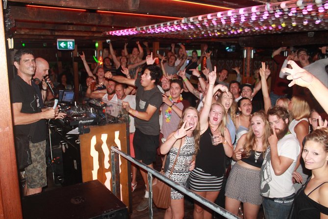 Cairns Pub & Club Tour - Live Music and Entertainment