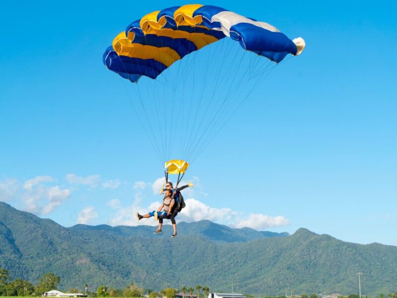Cairns: Tandem Skydive From 15,000 Feet - Thrilling Freefall Experience