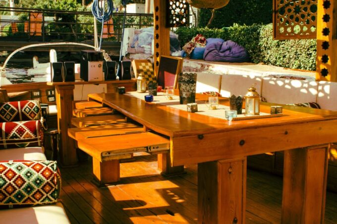 Cairo: 2-Hour River Nile Cafelluca Cruise With Meals - Customizable Group Experience