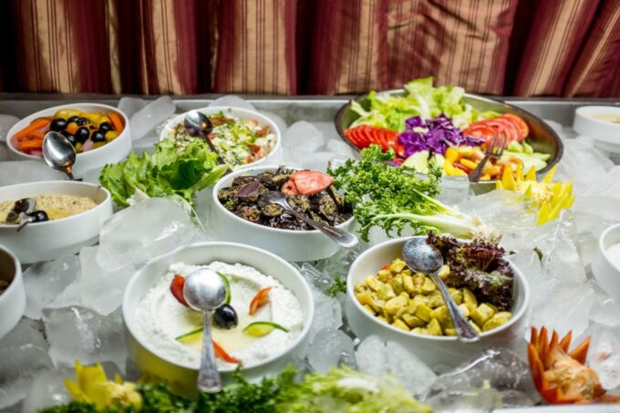 Cairo: Dinner Cruise on the Nile River - Participant Requirements