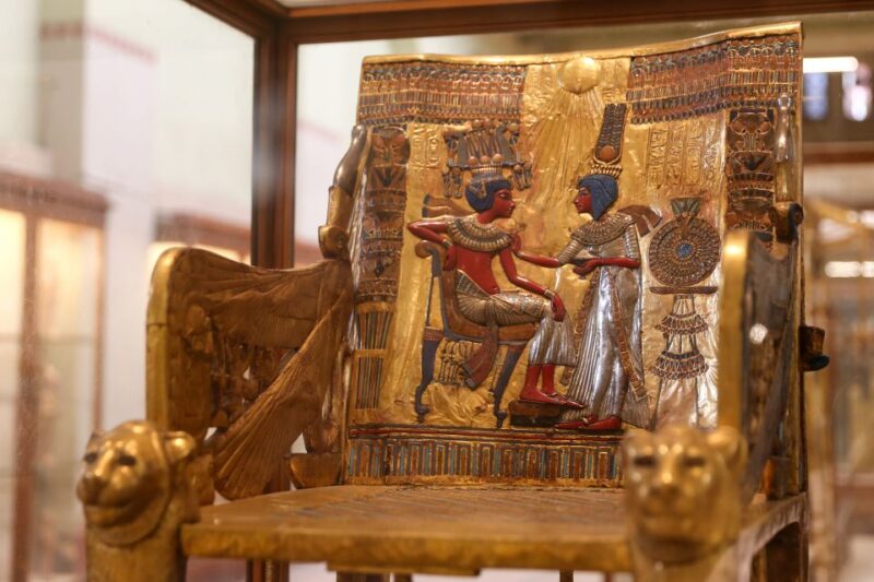 Cairo: Female-Guided Pyramids, Bazaar, and Museum Tour - Tour Inclusions