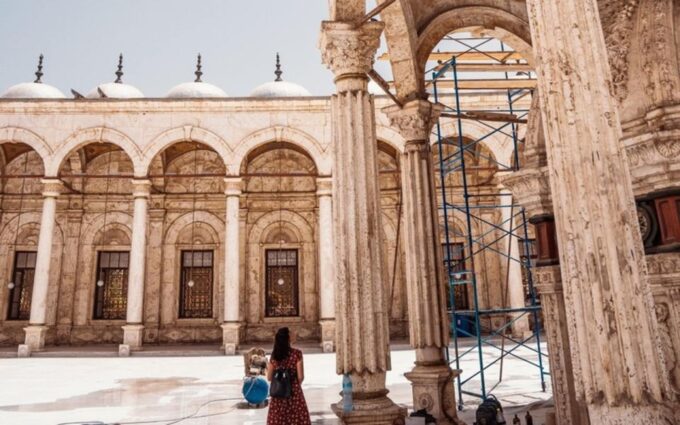 Cairo: Giza Pyramids and Islamic Cairo Guided Layover Tour - Exploring Islamic Cairo
