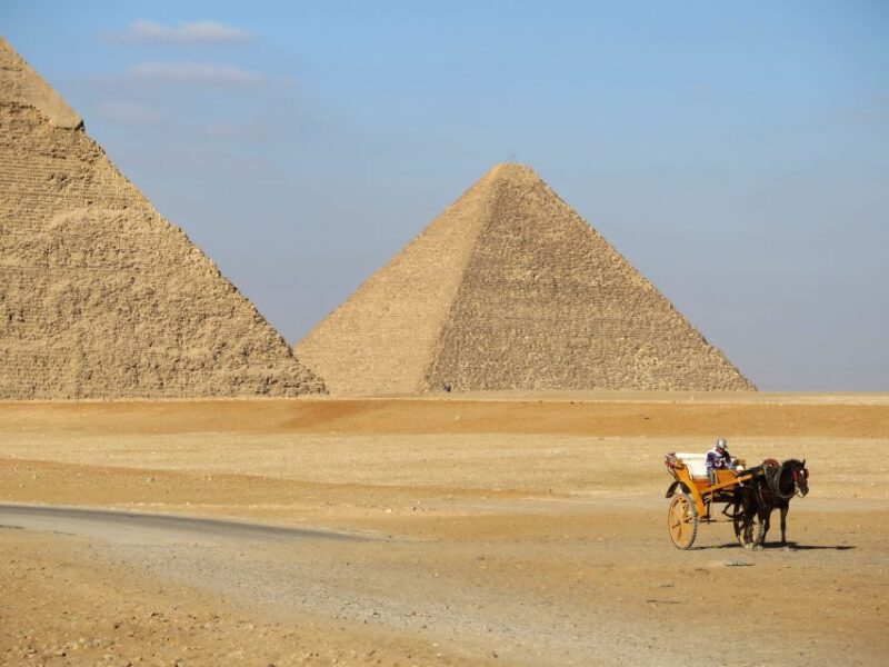Cairo: Giza Pyramids Tour and Horse Carriage Ride - Key Points
