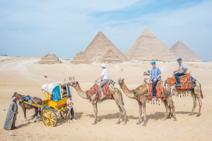 Cairo: Half Day Pyramids Tour by Camel or Horse Carriage - Participant Requirements
