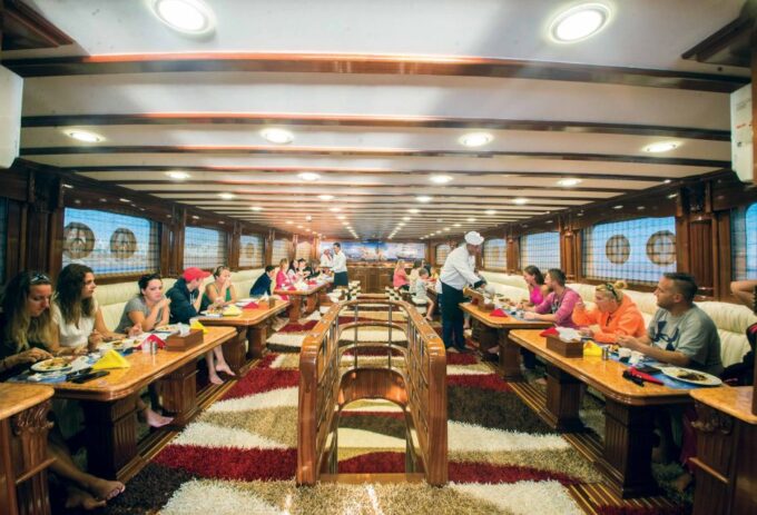 Cairo: Luxury Snorkeling Cruise & Lunch With Optional Pickup - Transfer Options